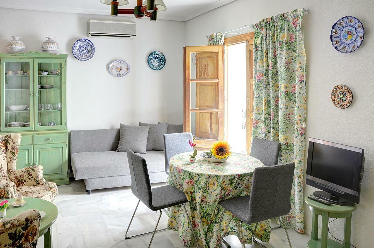 Luminoso Loft En La Alfalfa Appartamento Siviglia Esterno foto