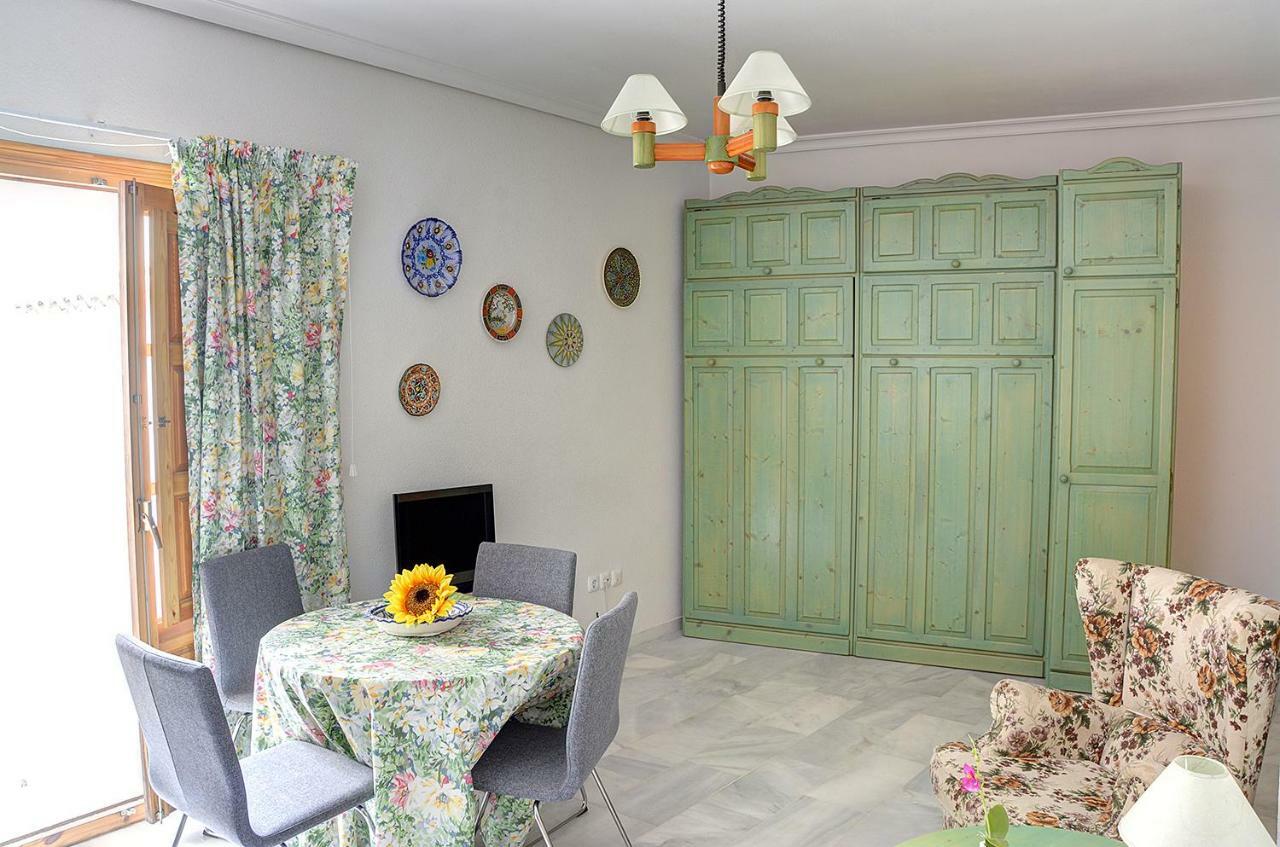 Luminoso Loft En La Alfalfa Appartamento Siviglia Esterno foto